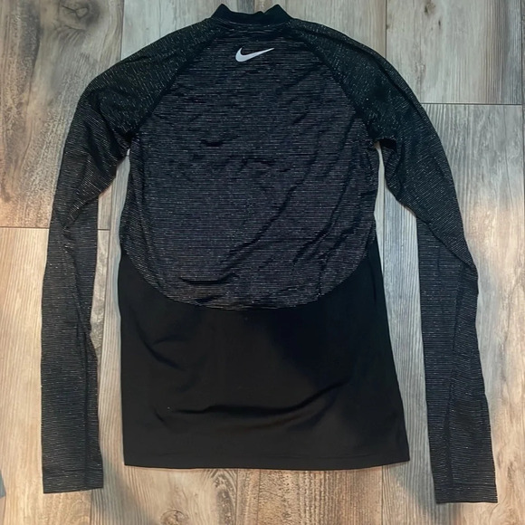 Nike Black Gold Cheer Volleyball Dri Fit Long Sleeve Fitted Under Shirt Small - Picture 2 of 5